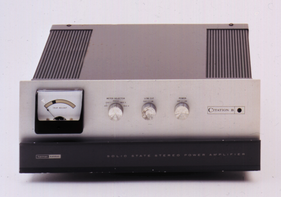 CITATION B - Black - Stereo Power Amp - Hero
